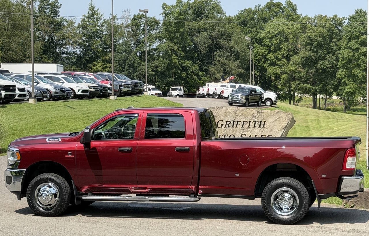 Used 2024 RAM 3500 Tradesman w/ Chrome Appearance Group AWD/4WD image 2