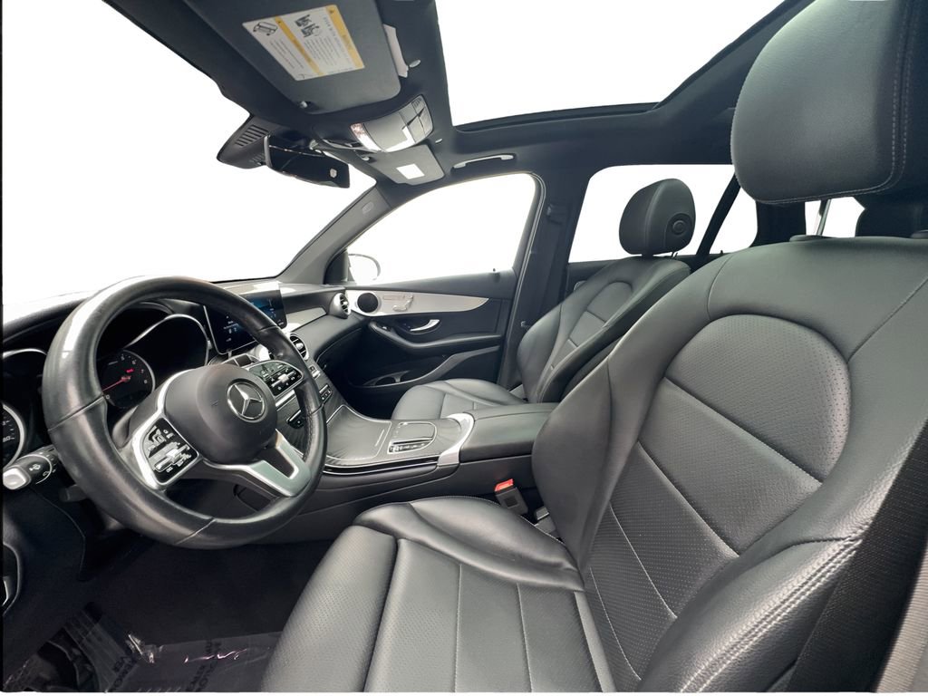 Used 2021 Mercedes-Benz GLC 300 w/ Premium Package image 20