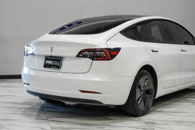 Used 2021 Tesla Model 3 Standard Range Plus RWD image 11
