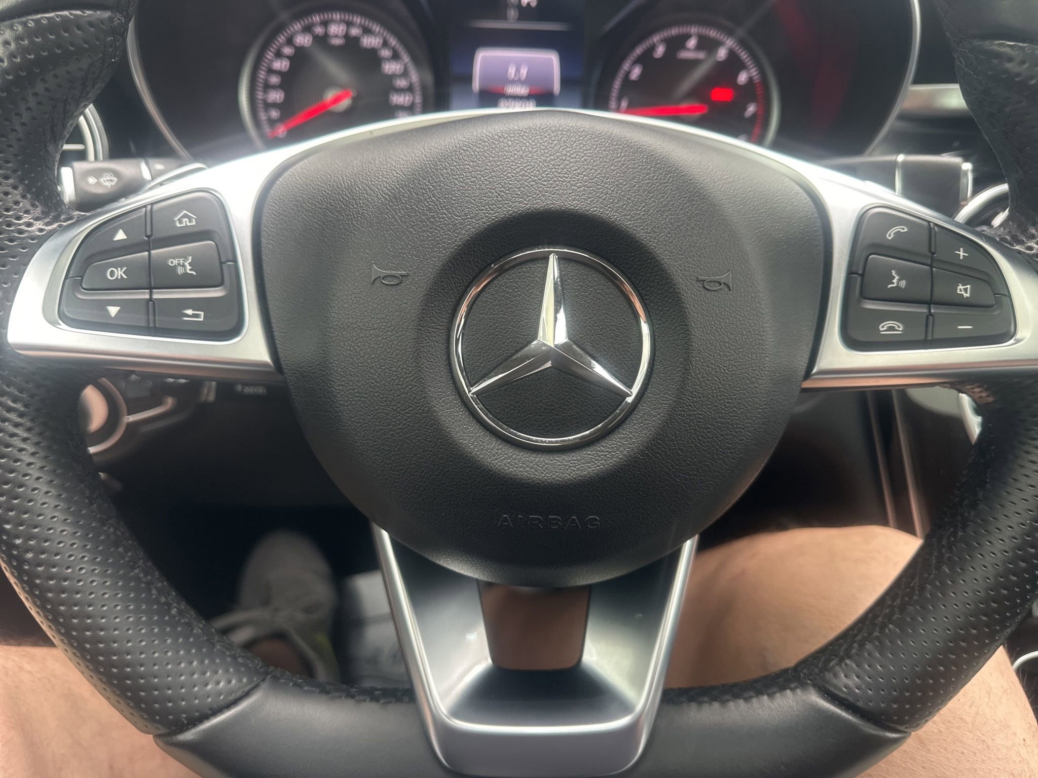 Used 2018 Mercedes-Benz GLC 300 4MATIC Coupe image 32