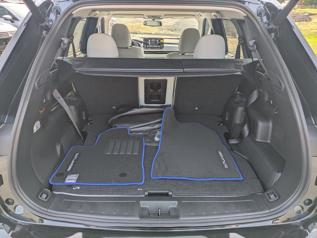 New 2025 Mitsubishi Outlander SEL AWD/4WD image 12