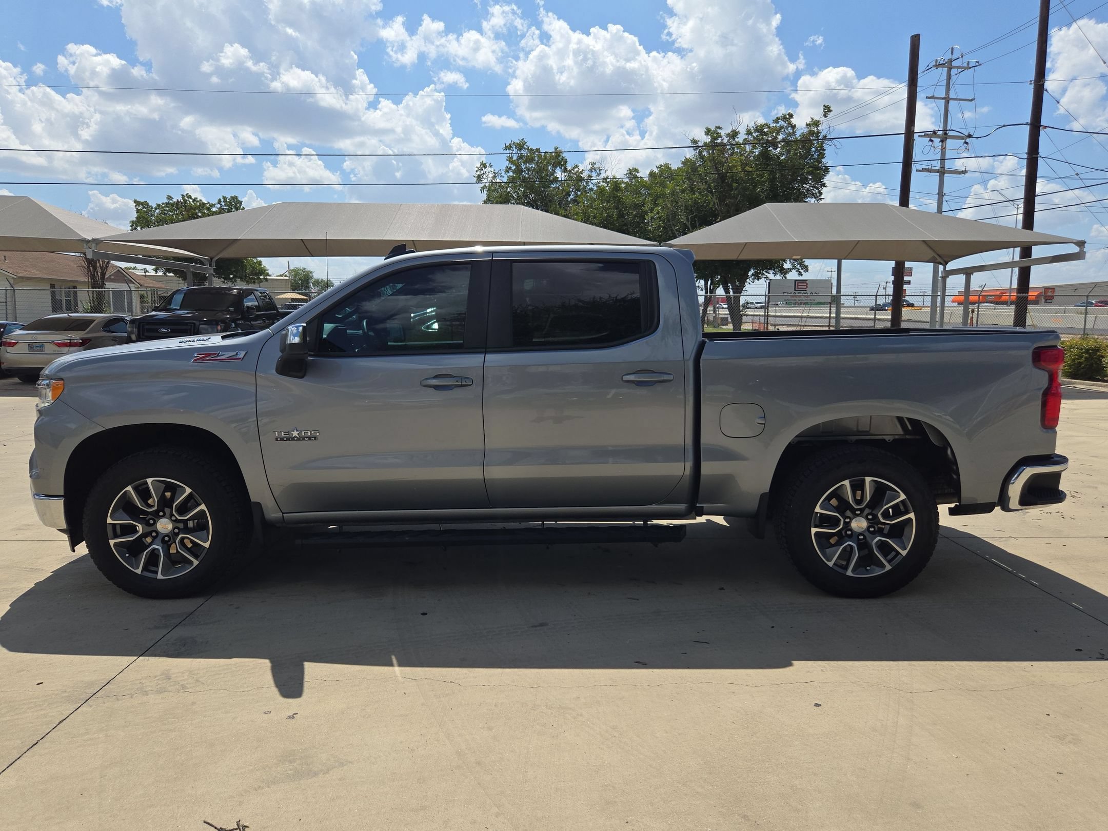 Certified 2025 Chevrolet Silverado 1500 LT w/ Z71 Off-Road Package AWD/4WD image 6