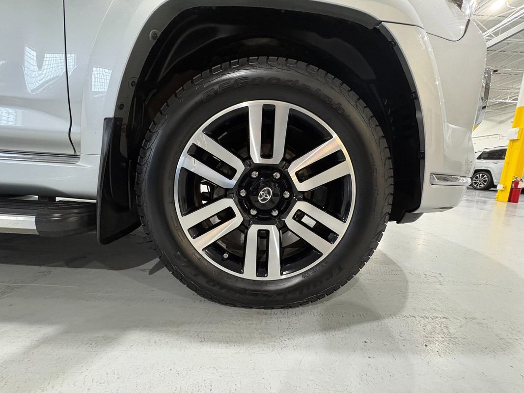 Used 2017 Toyota 4Runner Limited w/ Four Season Floor Mat Package image 59