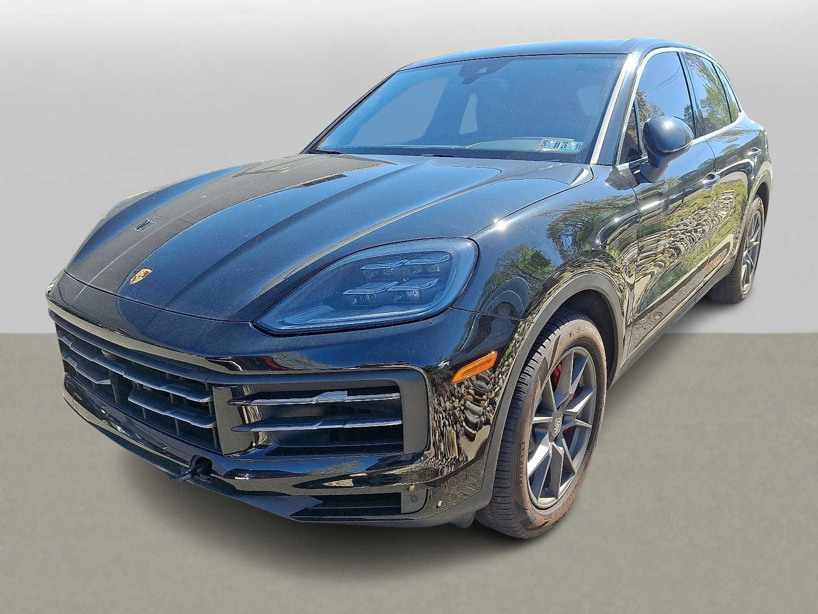 Used 2024 Porsche Cayenne S AWD/4WD image 1