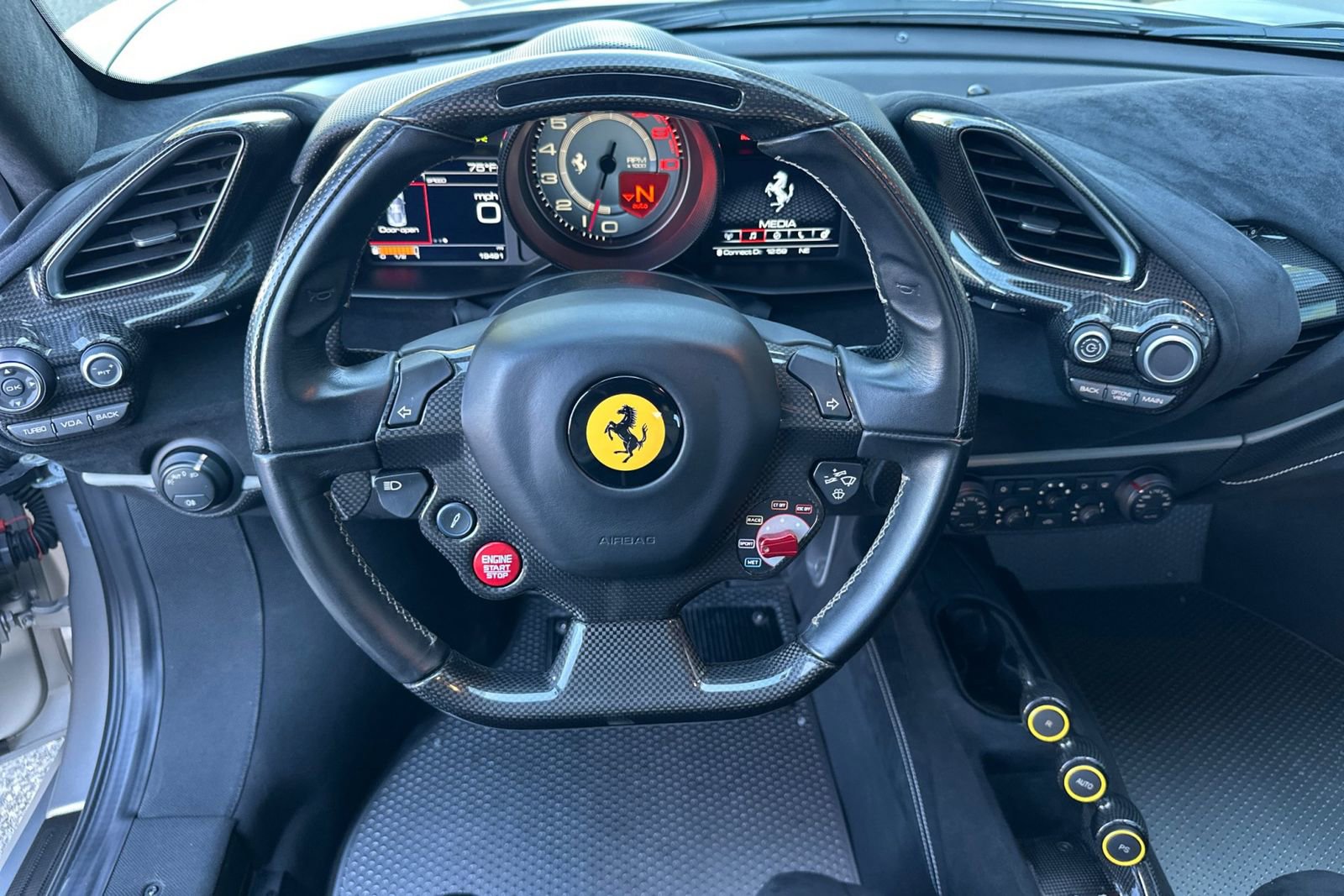 Used 2020 Ferrari 488 Pista Base image 15