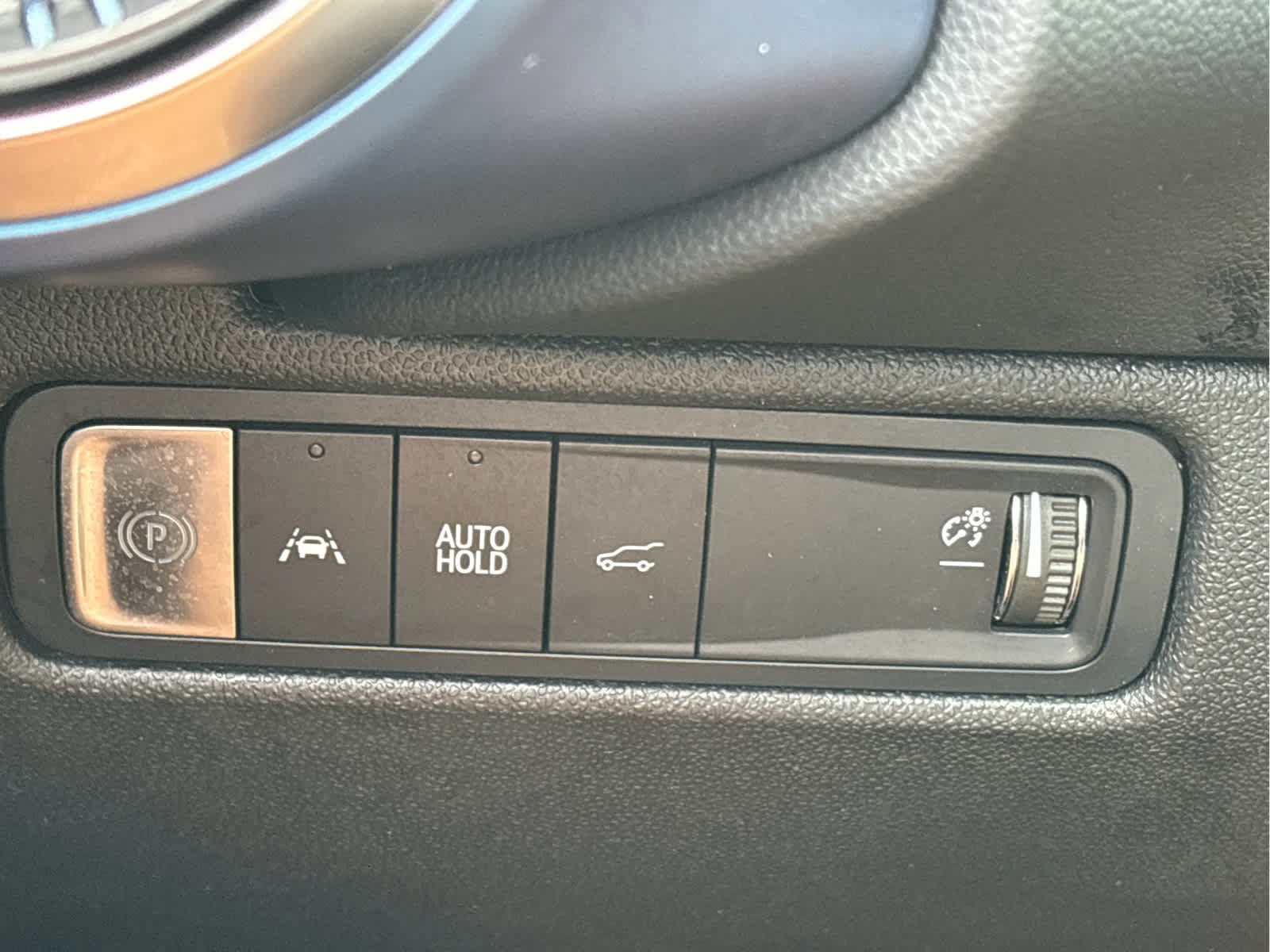 Certified 2024 Chevrolet Equinox EV LT FWD image 19
