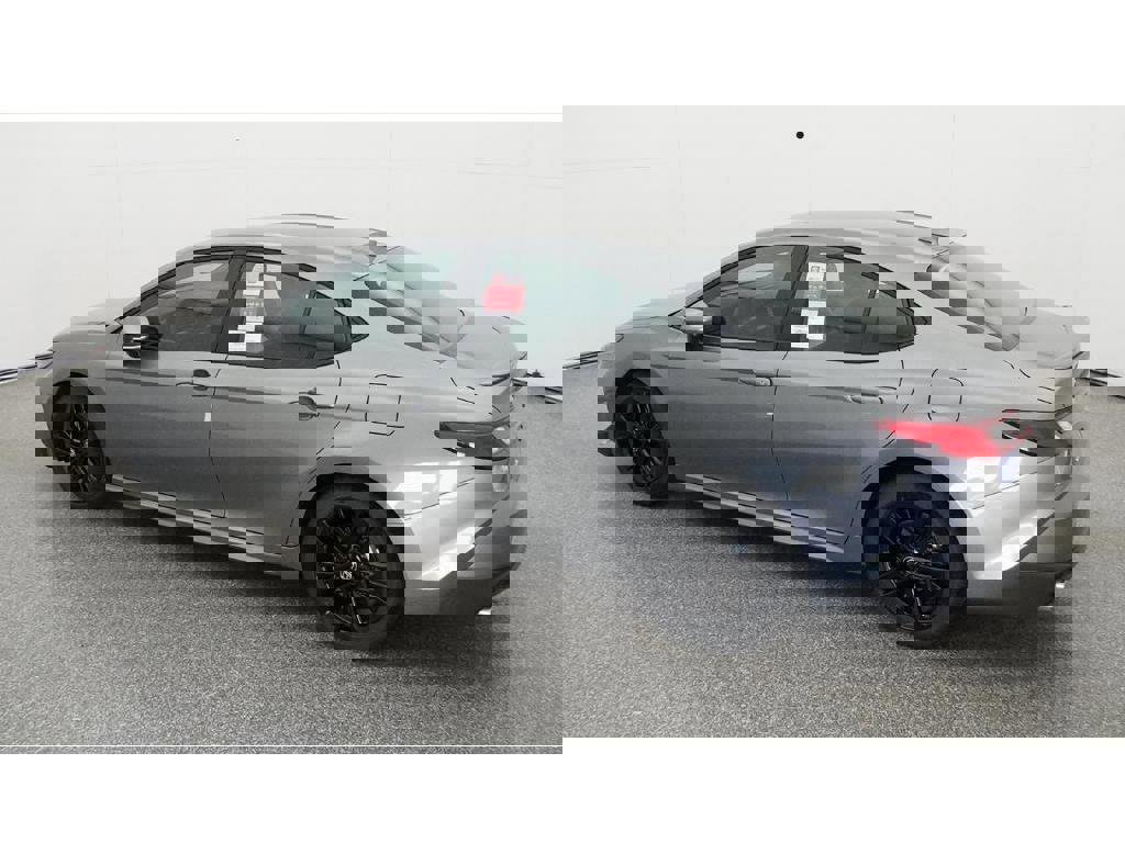 New 2026 Toyota Camry SE image 4