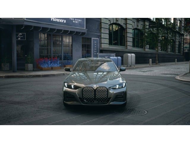 Used 2026 BMW 430i xDrive Coupe w/ M Sport Package image 3