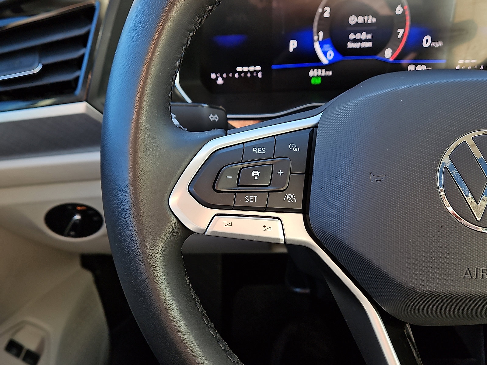 Certified 2024 Volkswagen Jetta SE image 16