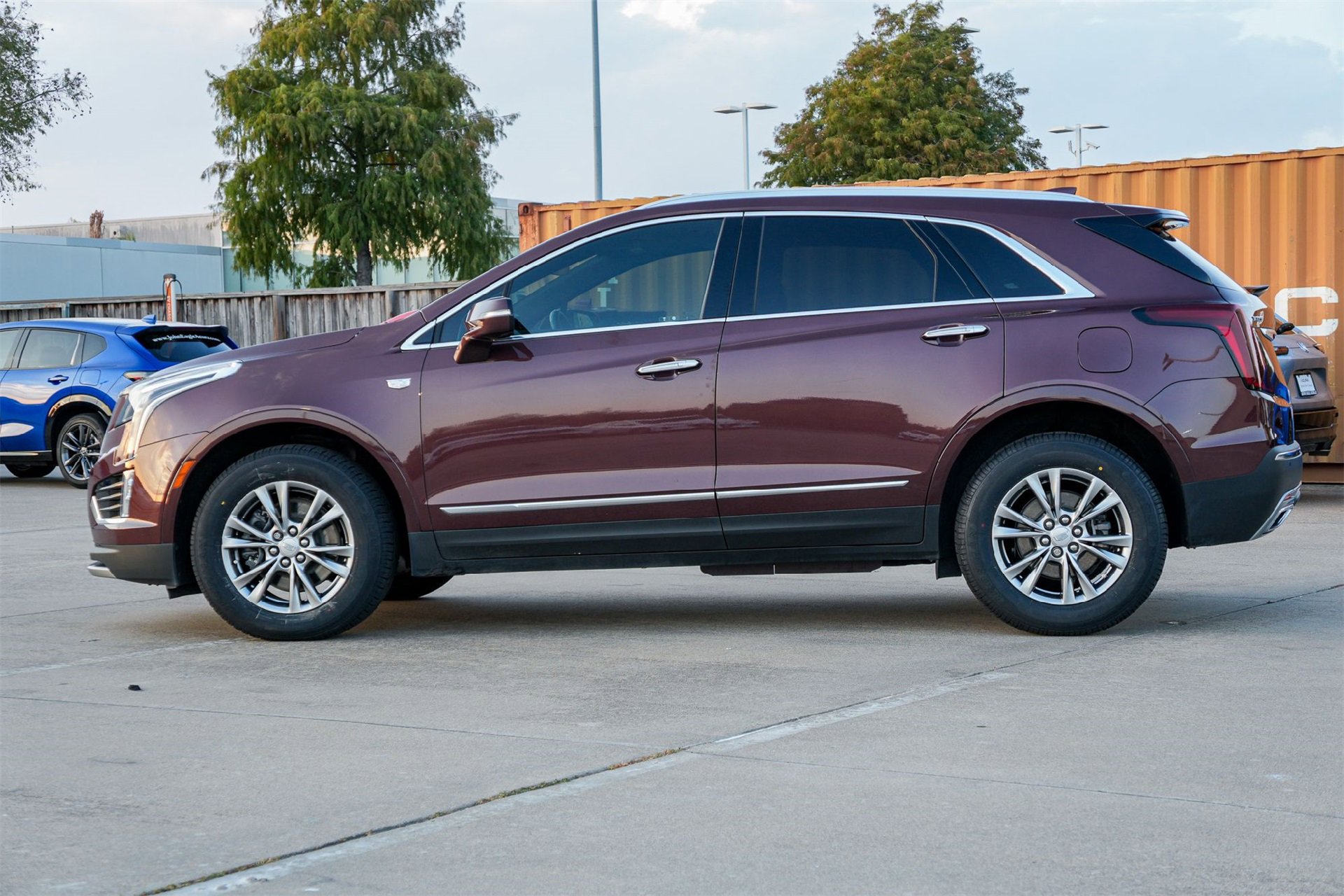 Used 2022 Cadillac XT5 Premium Luxury image 3