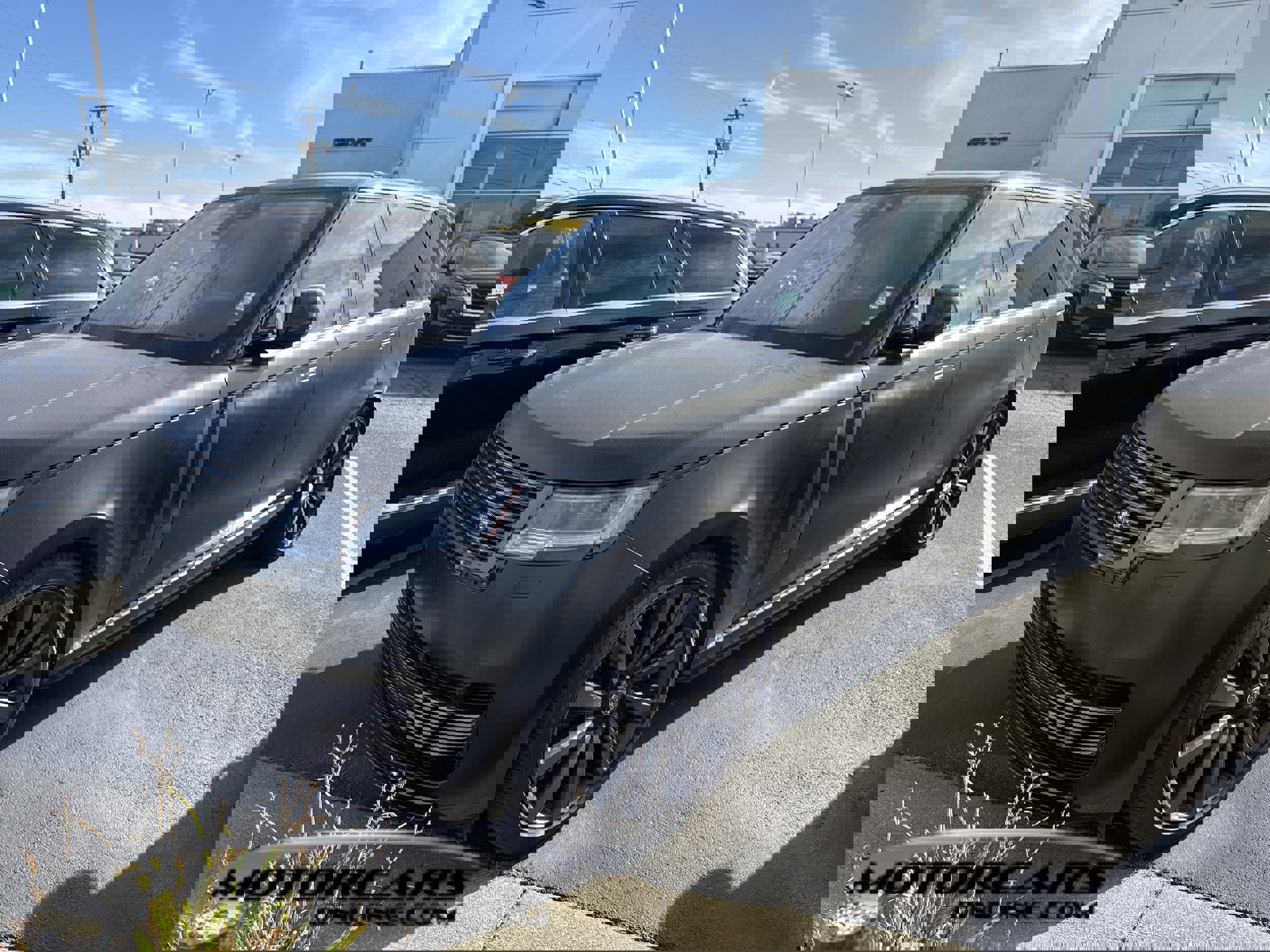 Used 2023 Land Rover Range Rover Long Wheelbase SE