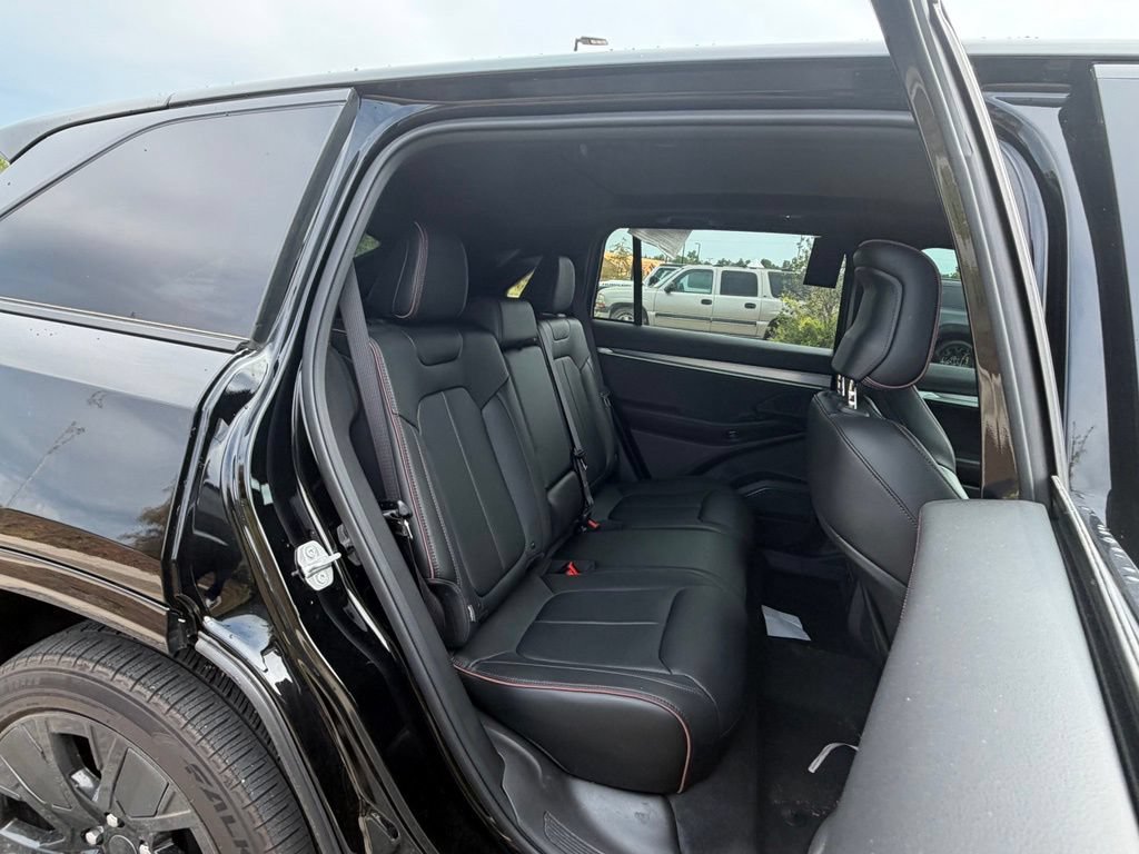 Used 2025 Jeep Wagoneer S Launch Edition AWD/4WD image 50