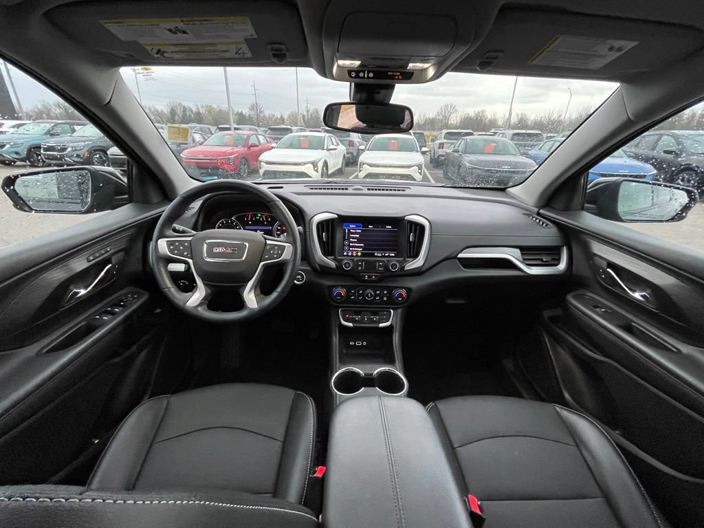 Used 2023 GMC Terrain SLT FWD image 21