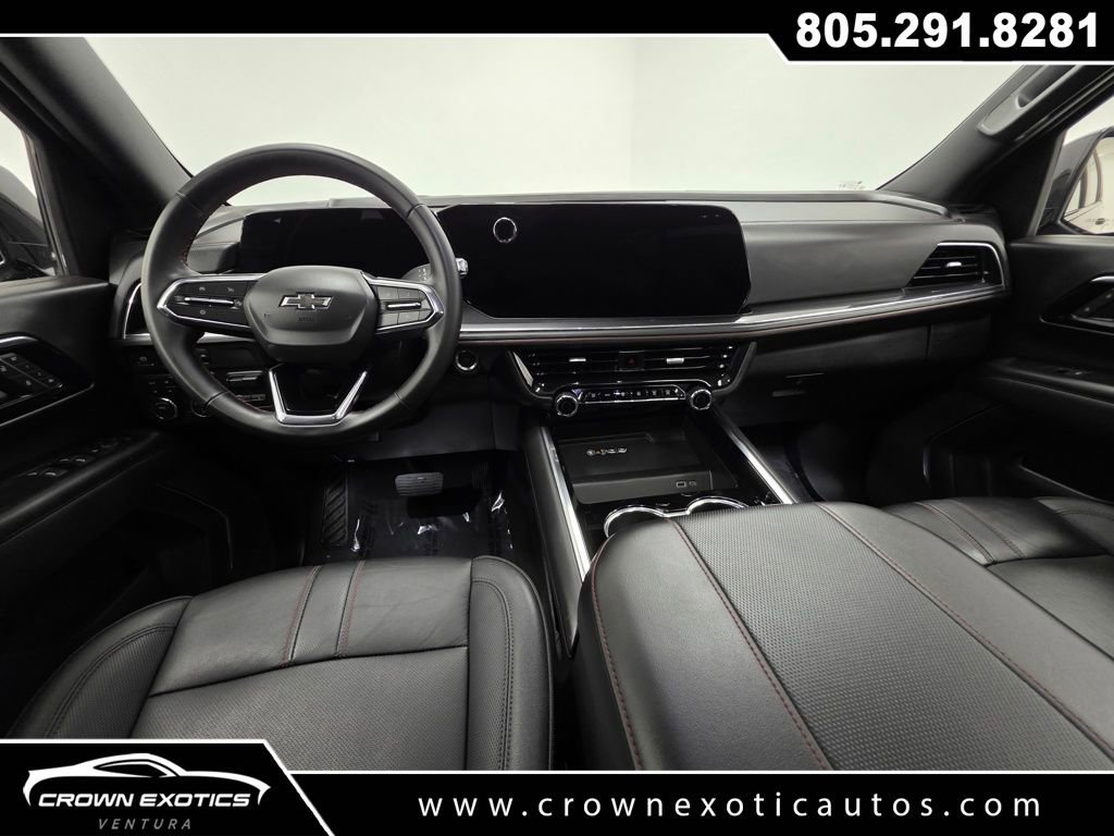 Used 2025 Chevrolet Suburban RST w/ Sun And Tow Package image 17