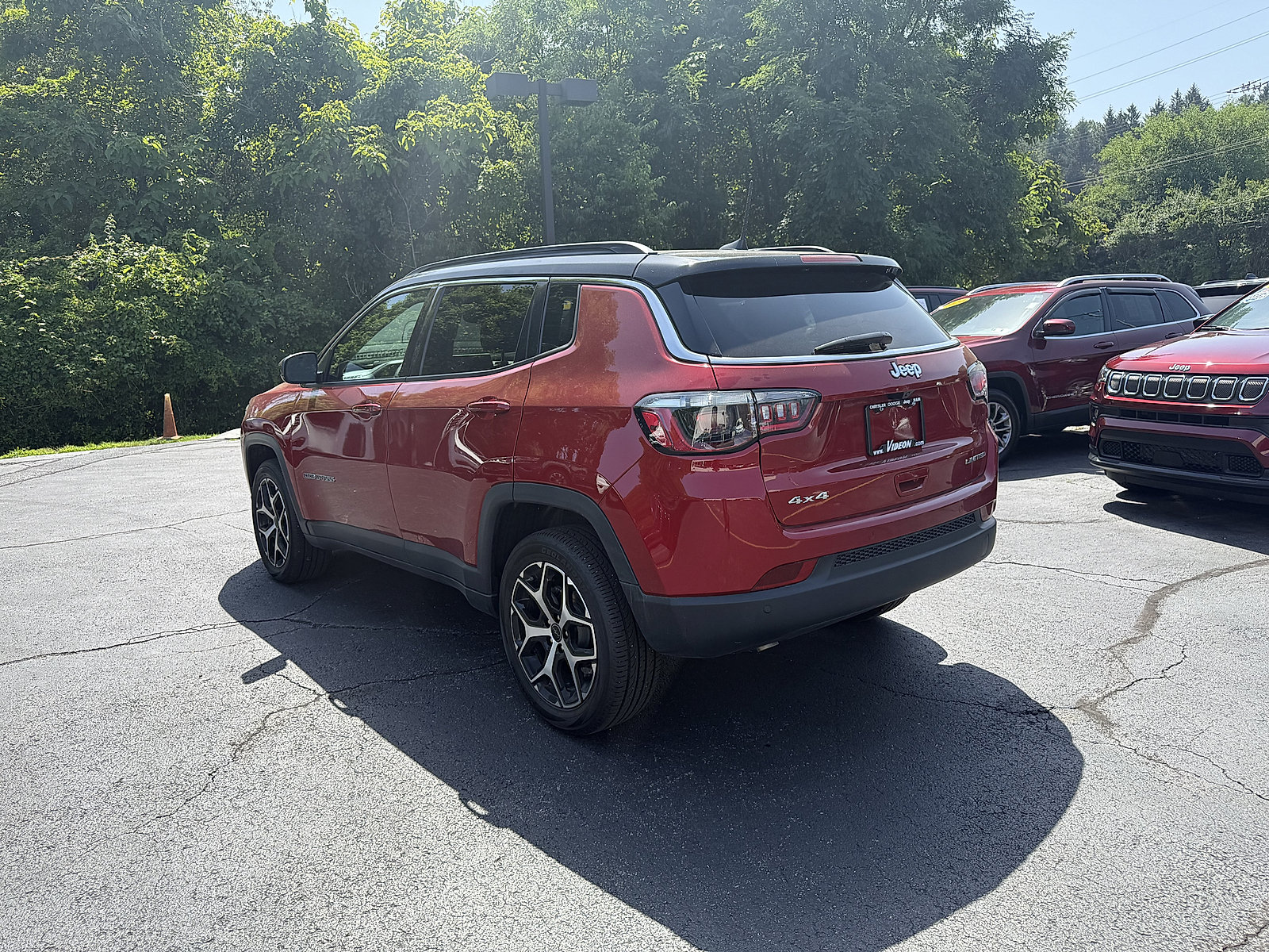 Used 2026 Jeep Compass Limited AWD/4WD image 4