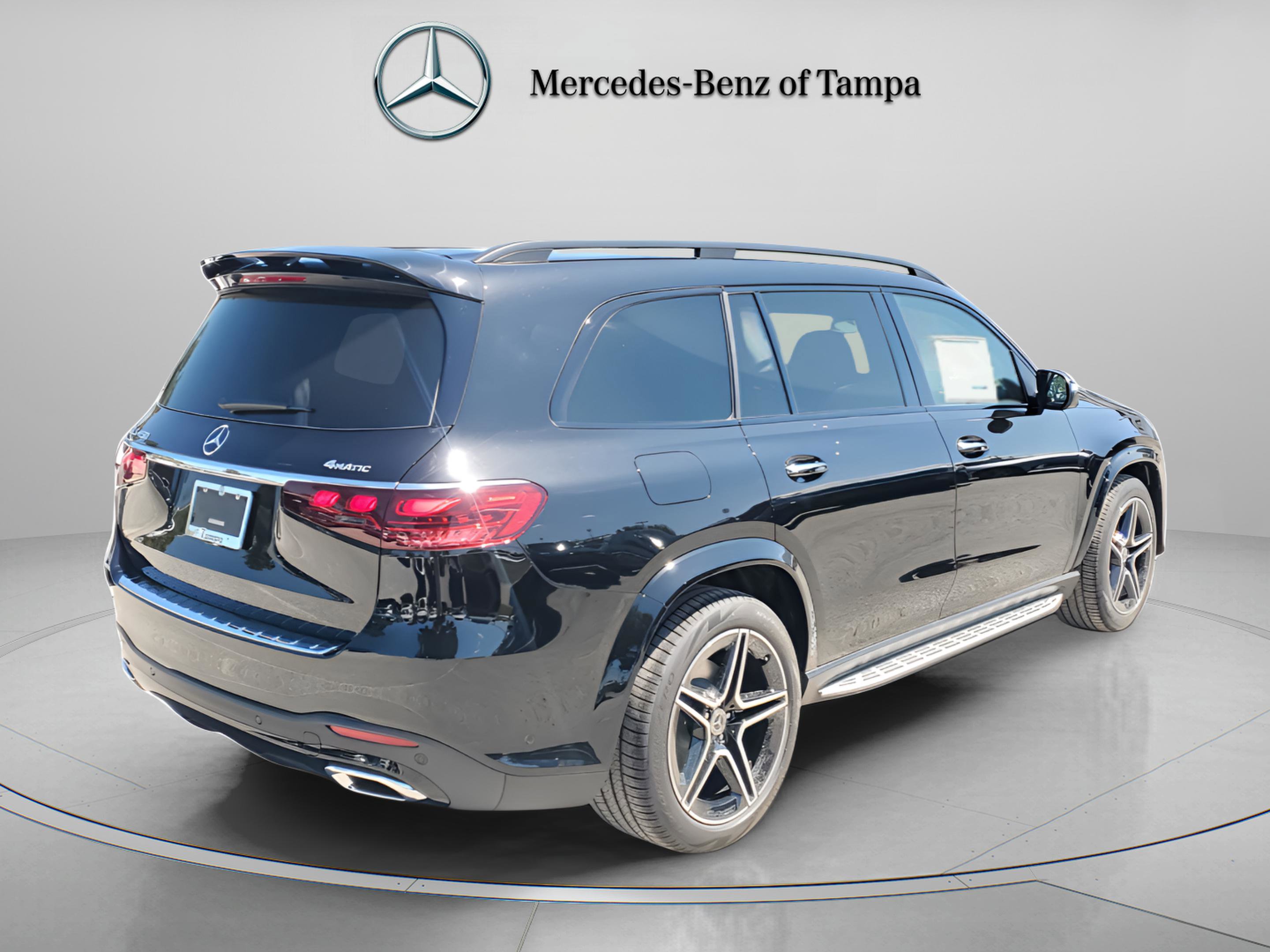 Used 2026 Mercedes-Benz GLS 450 4MATIC image 4