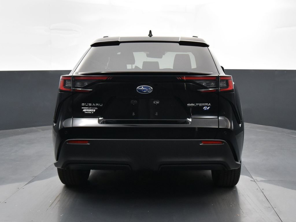 Used 2024 Subaru Solterra Premium image 31