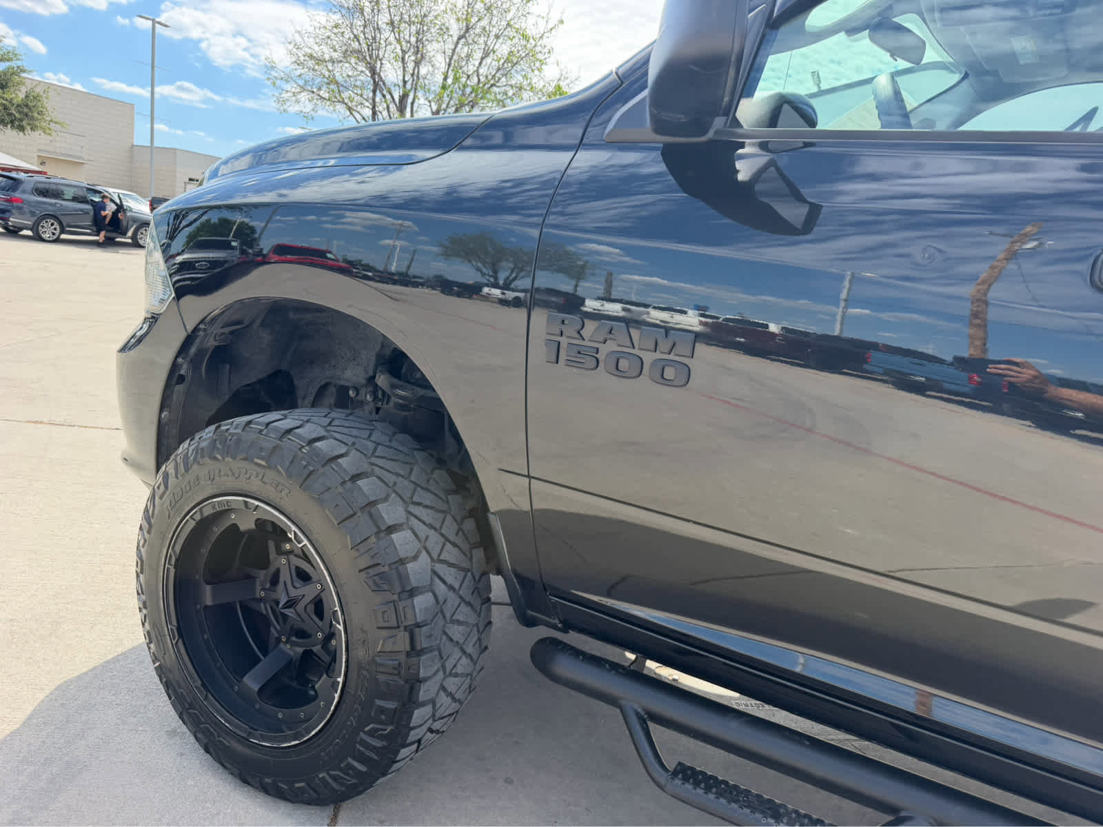 Used 2018 RAM 1500 Express w/ Black Ram 1500 Express Group image 7