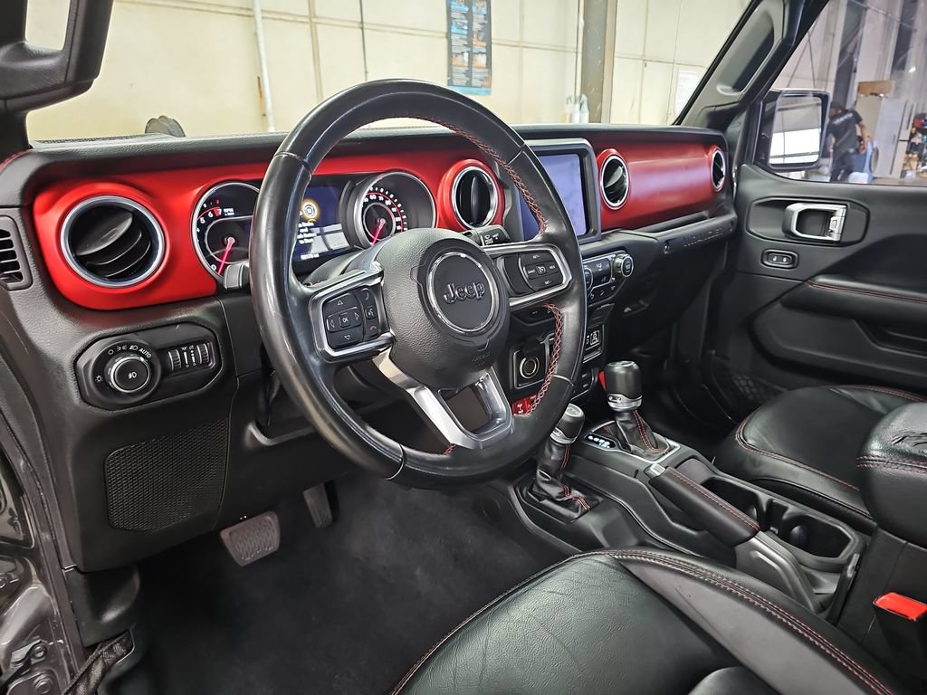 Used 2018 Jeep Wrangler Unlimited Rubicon AWD/4WD image 15