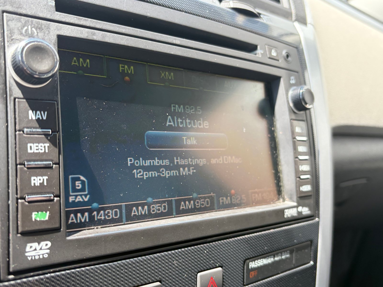 Used 2012 Chevrolet Traverse LTZ AWD/4WD image 21
