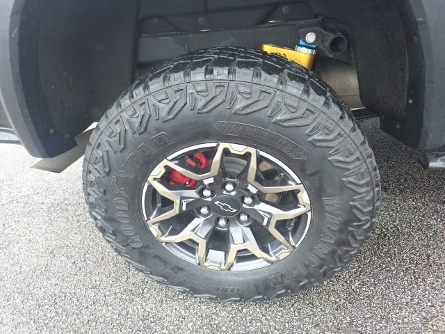 Used 2023 Chevrolet Colorado ZR2 w/ ZR2 Convenience Package III image 10