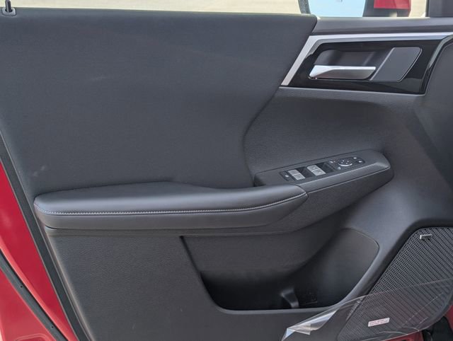 New 2025 Mitsubishi Outlander ES FWD image 10