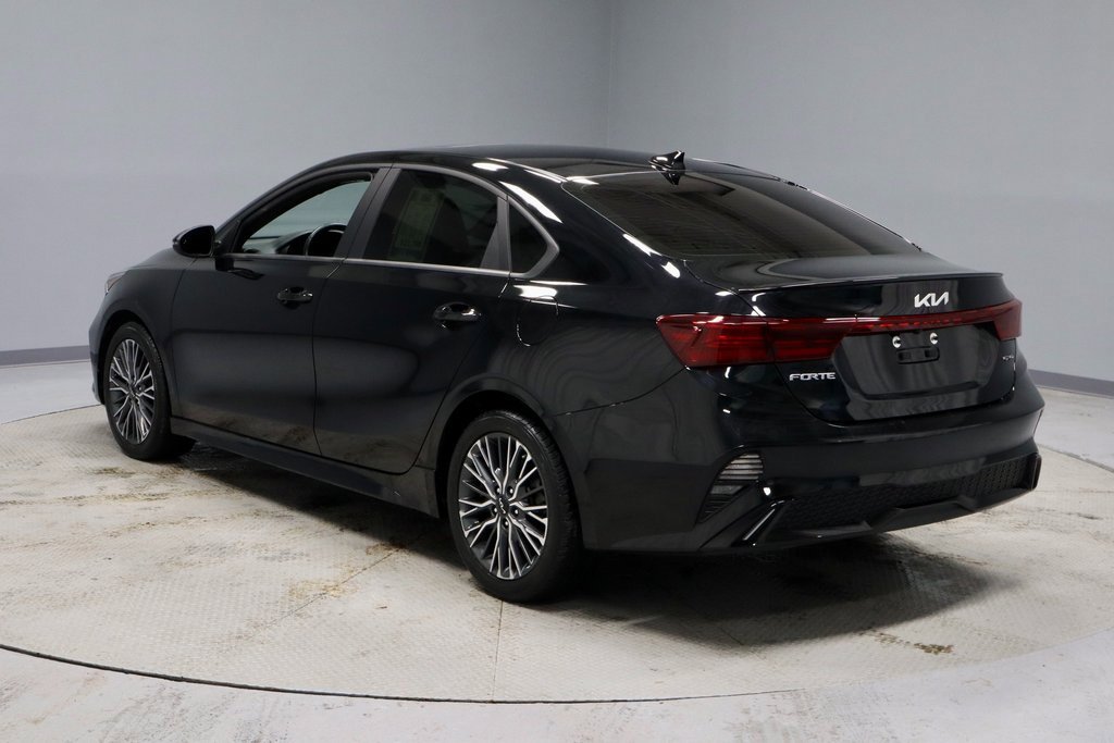 Used 2024 Kia Forte GT-Line w/ GT-Line Premium Package image 10