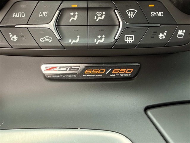 Used 2016 Chevrolet Corvette Z06 w/ 3LZ Preferred Equipment Group image 27