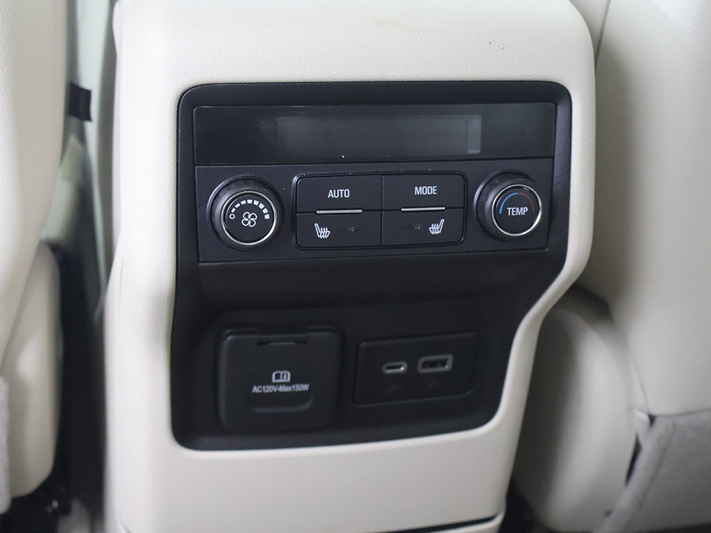 Used 2021 GMC Acadia Denali w/ Denali Technology Package AWD/4WD image 56