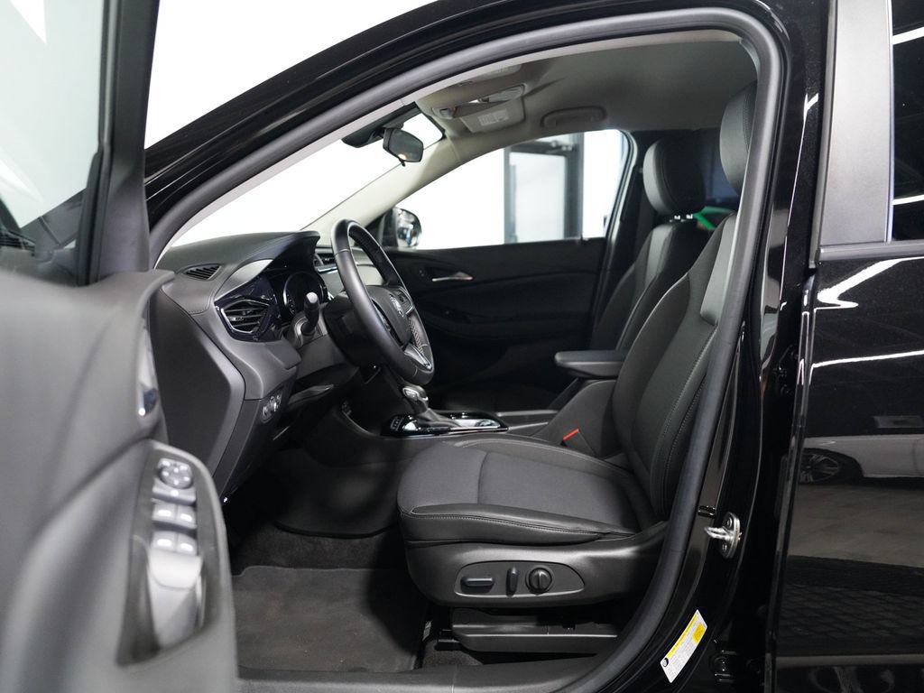 Used 2023 Buick Encore GX Select w/ Sport Touring Package AWD/4WD image 29