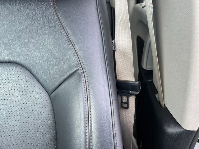 Used 2018 Chrysler Pacifica Touring-L Plus image 18