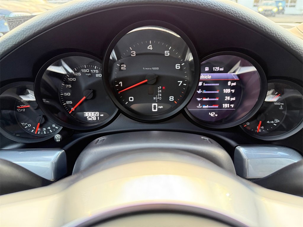 Used 2017 Porsche 911 Carrera image 19