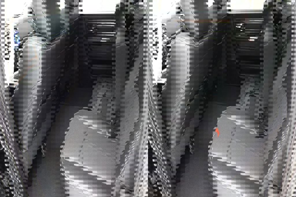 Used 2018 RAM 1500 Laramie w/ Convenience Group image 15