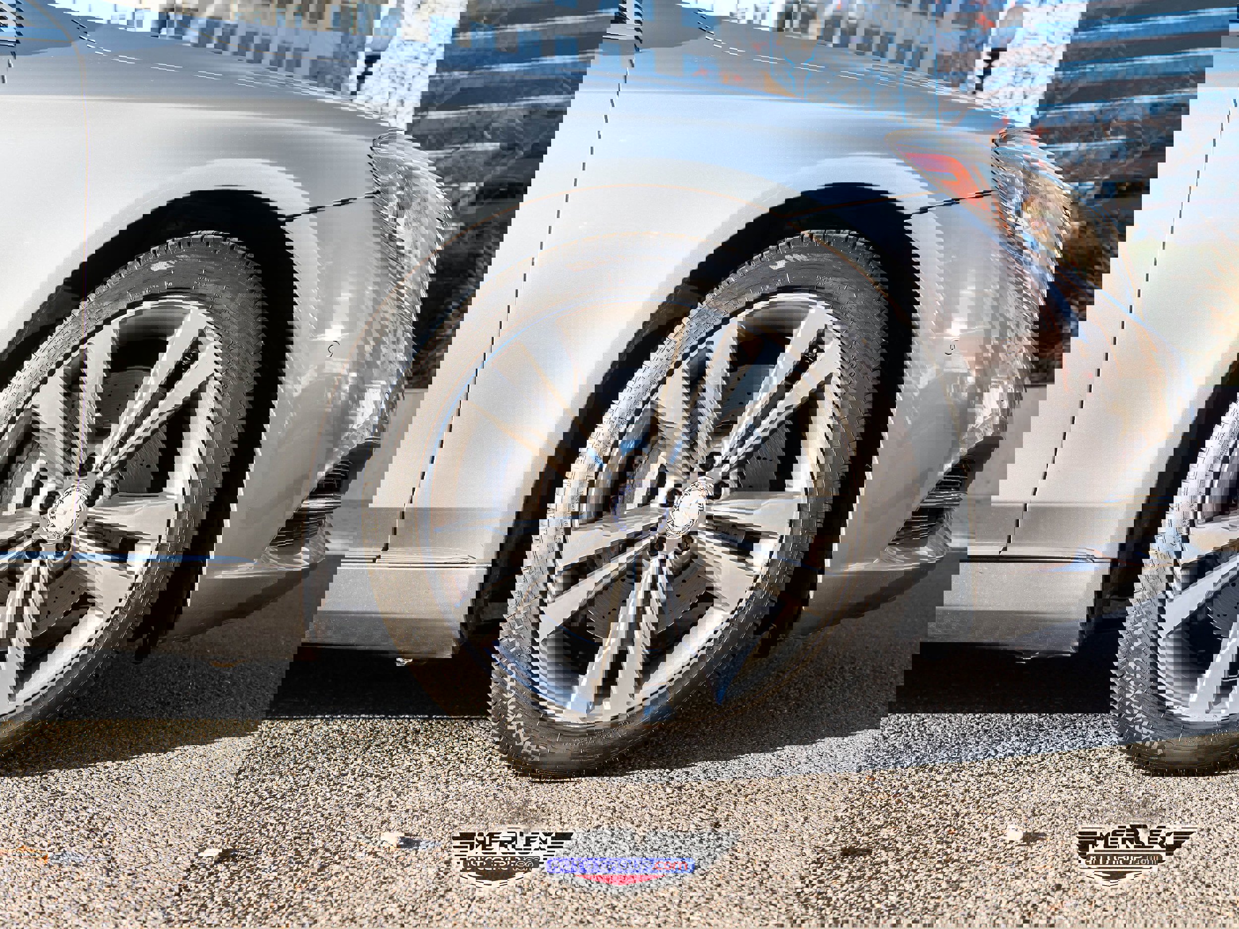 Used 2015 Mercedes-Benz S 550 Sedan w/ Premium 1 Package image 10