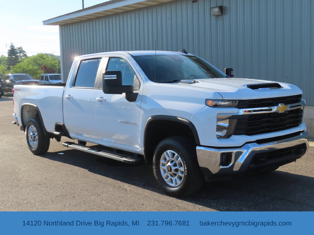 Used 2025 Chevrolet Silverado 2500 LT w/ Convenience Package AWD/4WD image 1