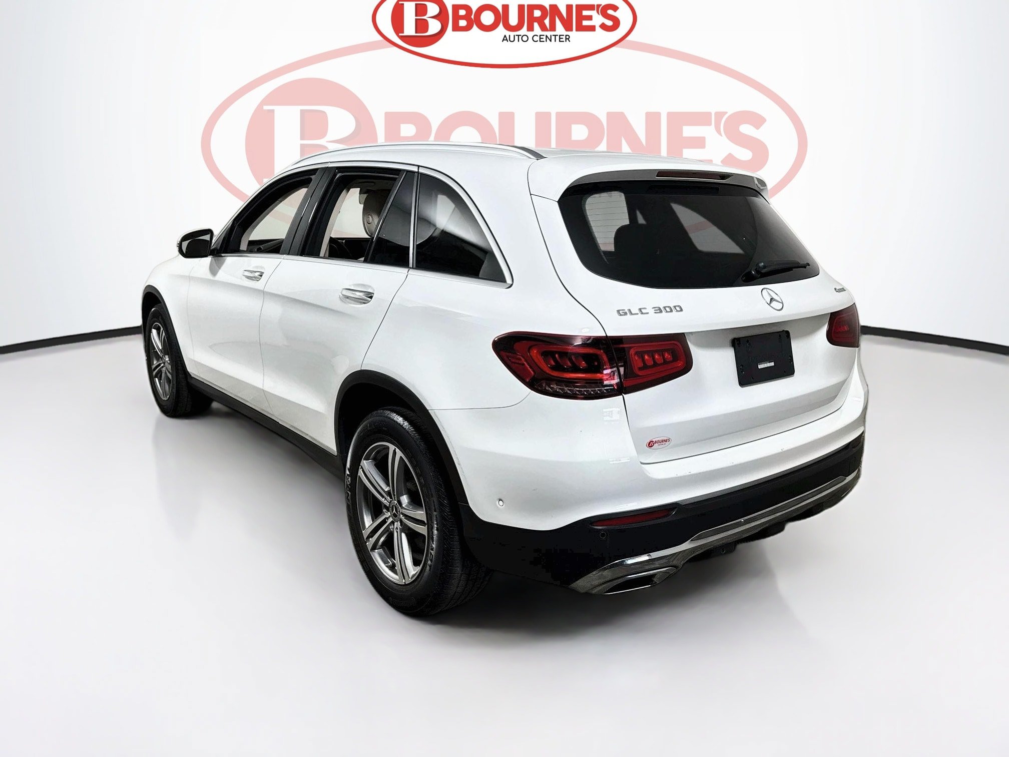 Used 2021 Mercedes-Benz GLC 300 4MATIC image 8