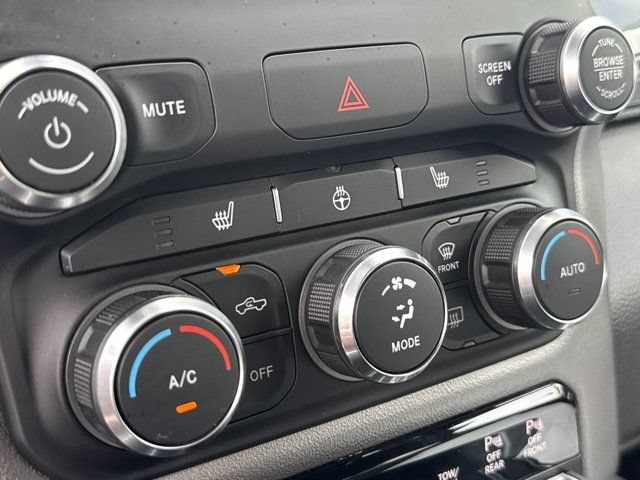 Used 2019 RAM 1500 Big Horn AWD/4WD image 30