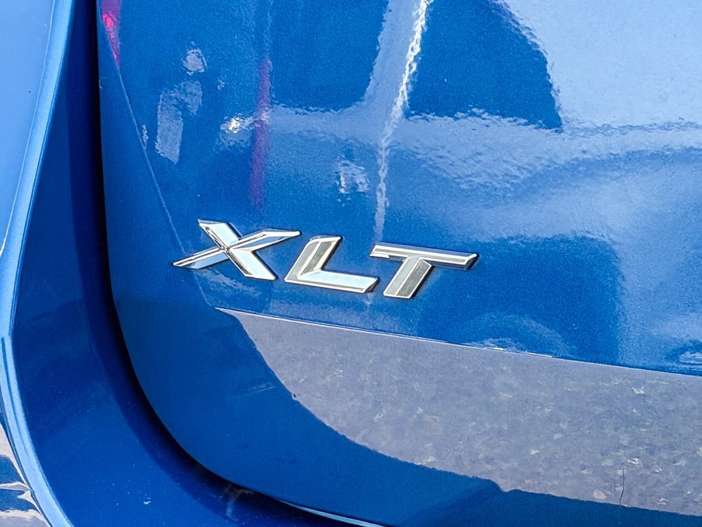 Used 2020 Ford Explorer XLT RWD image 10