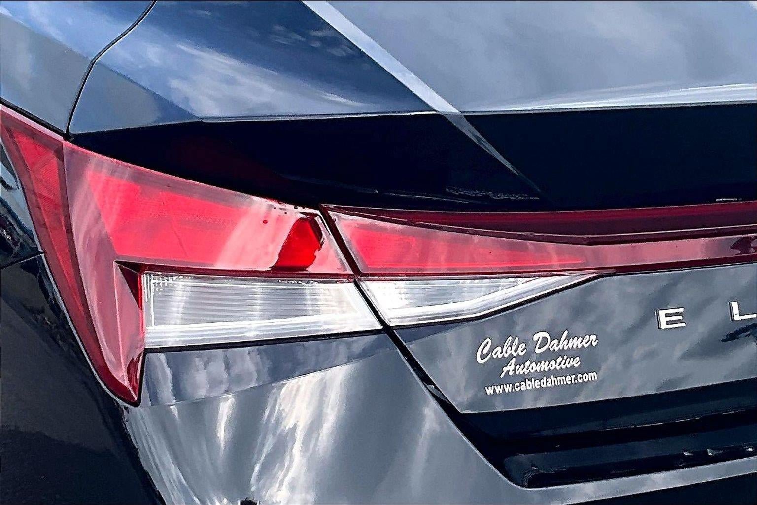 Used 2023 Hyundai Elantra SEL FWD image 24