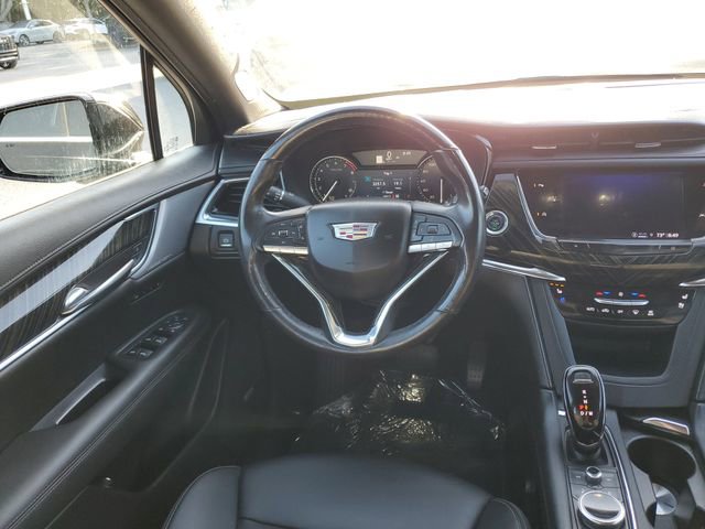 Used 2023 Cadillac XT6 Premium Luxury AWD/4WD image 13