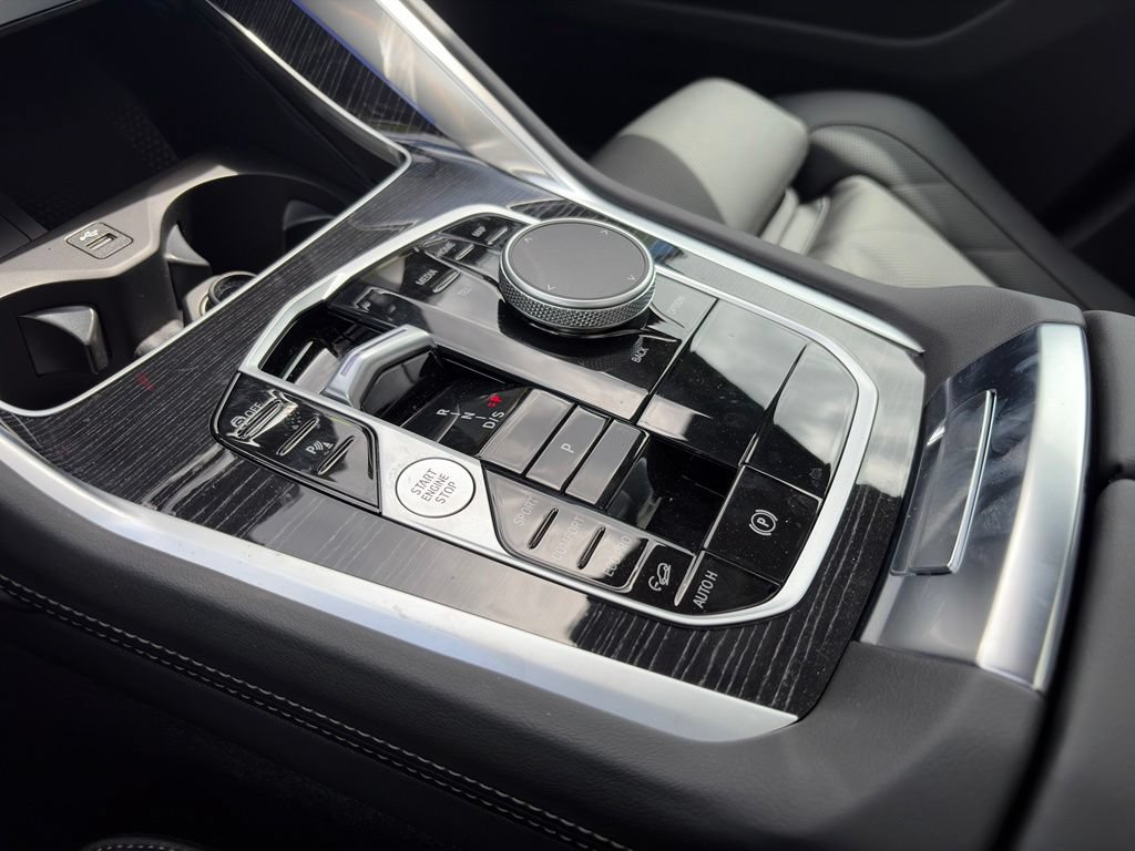 New 2026 BMW X6 xDrive40i AWD/4WD image 18
