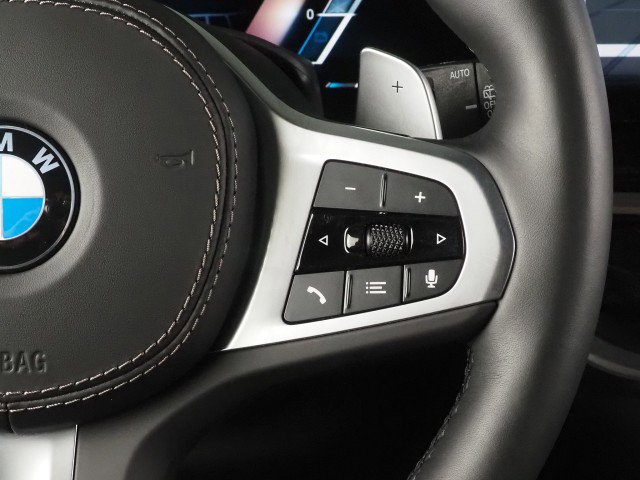 Used 2026 BMW X5 sDrive40i image 25