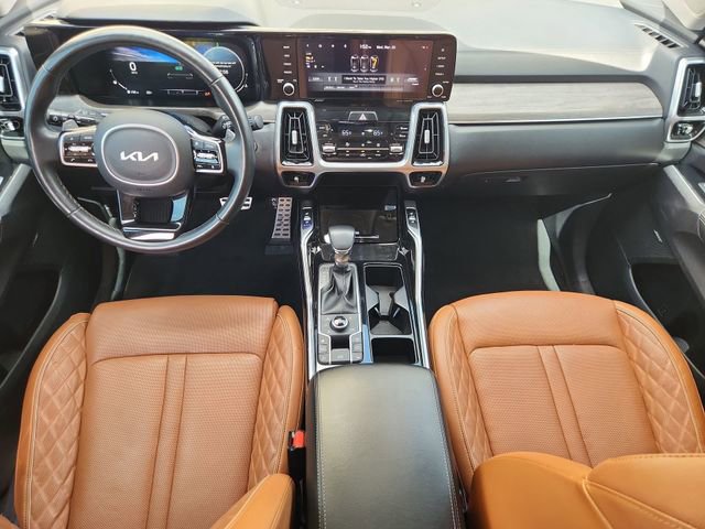 Used 2022 Kia Sorento SX Prestige w/ Rust Color Package image 21