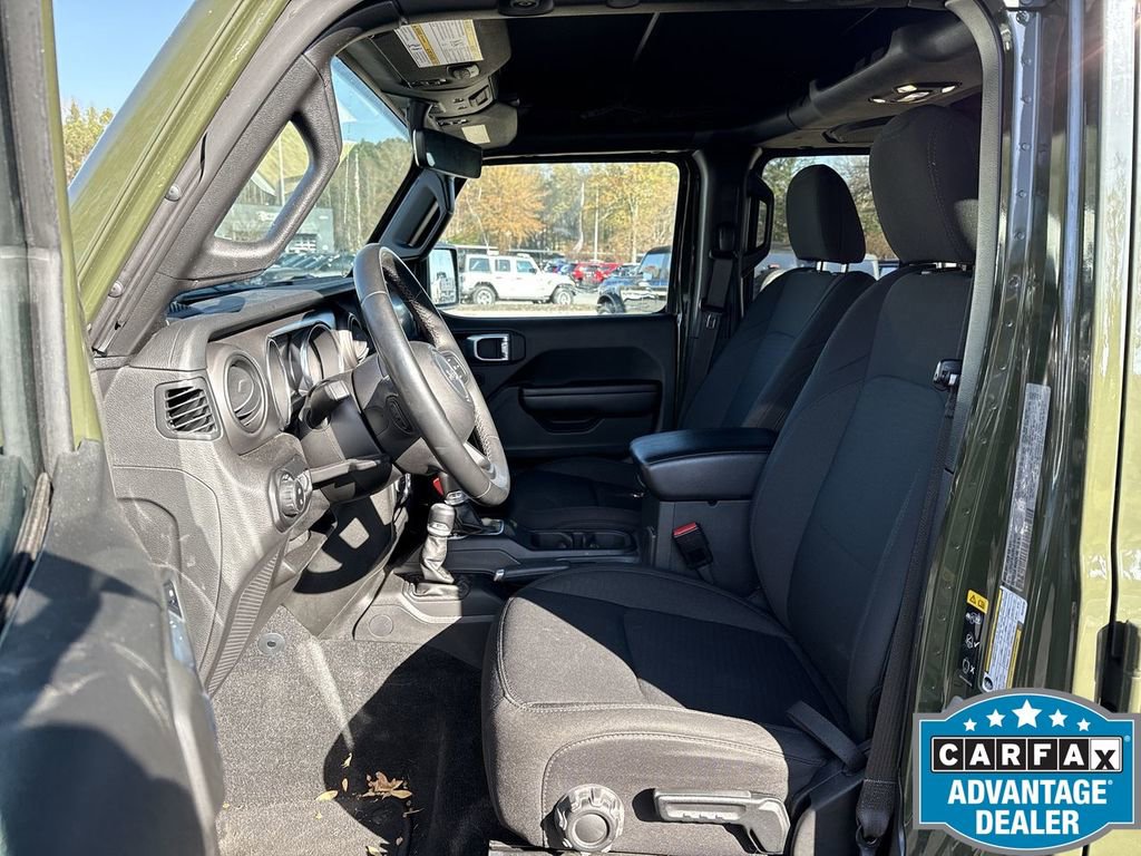 Used 2021 Jeep Gladiator Willys image 13
