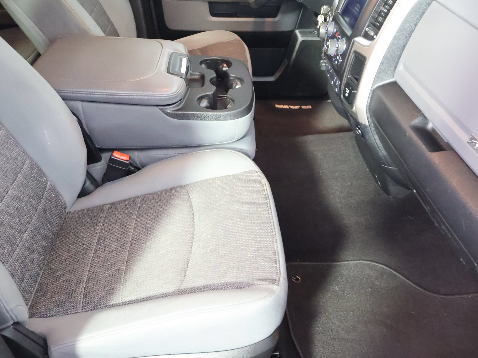 Used 2017 RAM 1500 Big Horn AWD/4WD image 50