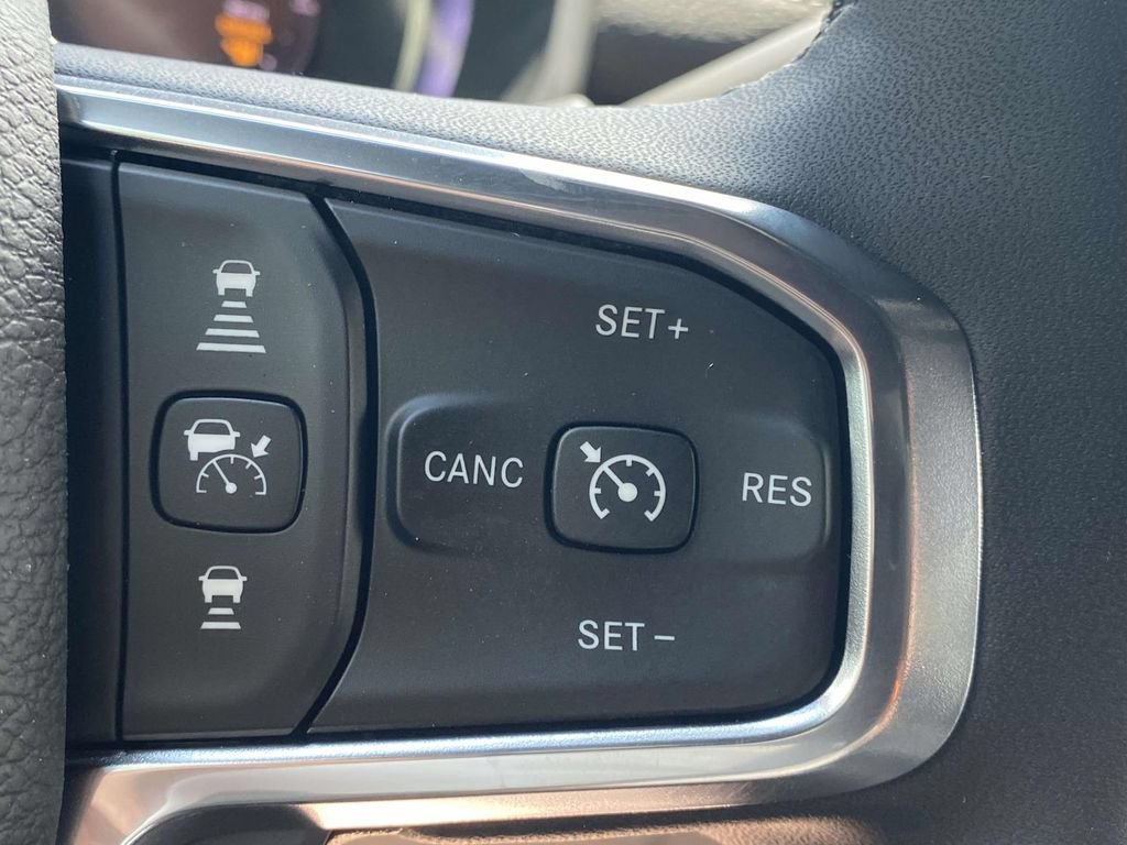 New 2026 RAM 2500 Laramie AWD/4WD image 28
