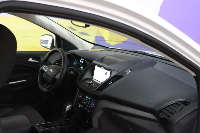Used 2019 Ford Escape SE w/ Ford Safe & Smart Package AWD/4WD image 12