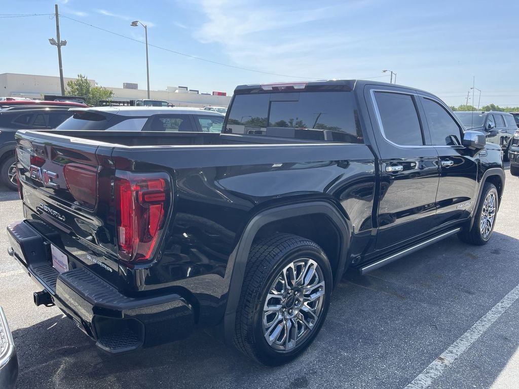 Used 2025 GMC Sierra 1500 Denali Ultimate AWD/4WD image 9