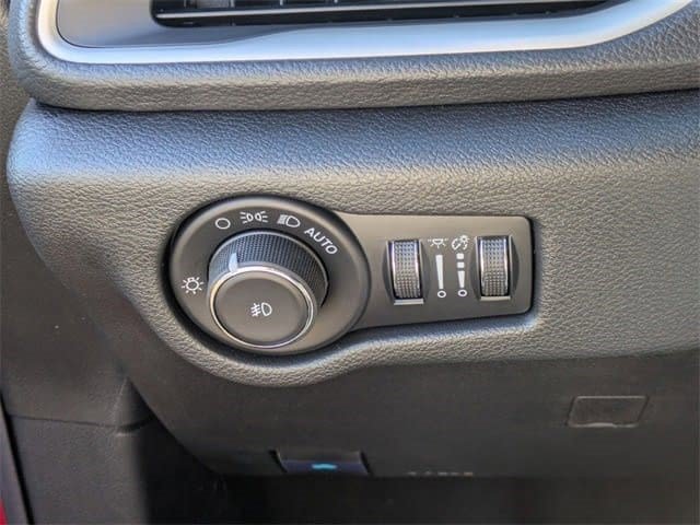 New 2026 Chrysler Pacifica Select FWD image 14