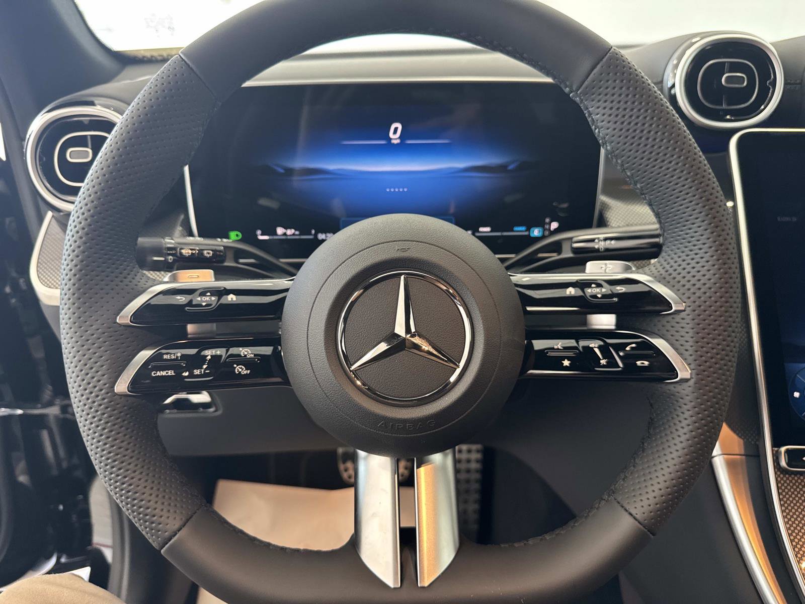 New 2026 Mercedes-Benz GLC 300 4MATIC image 28